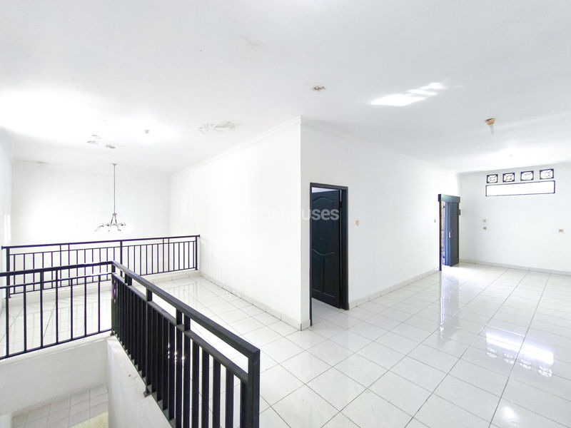 Citra Raya Cluster Taman Chrysant Blok Q7 No. 5