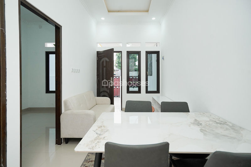 Bekasi Timur Regency Cluster Jade Blok J7 No.41
