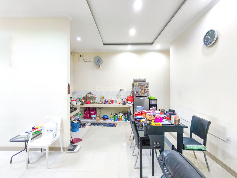 Perumahan Taman Meruya Ilir Blok B3 No.6