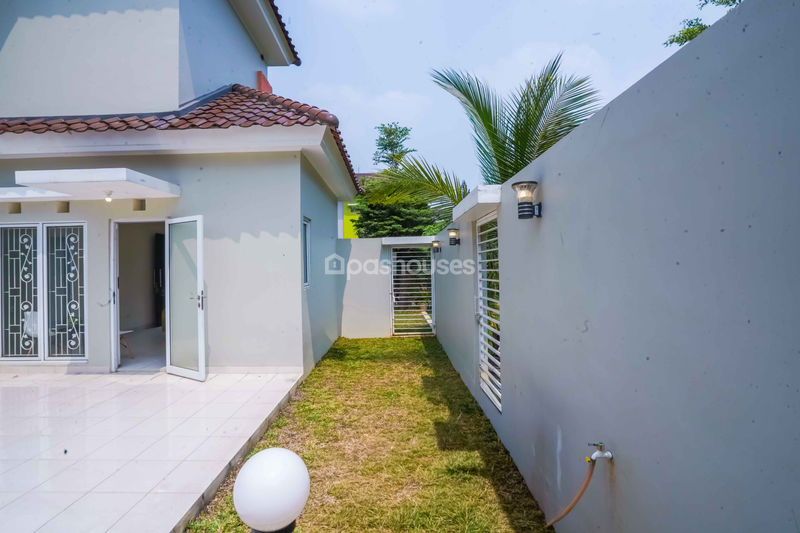 Telaga Golf Sawangan Cluster Espanola