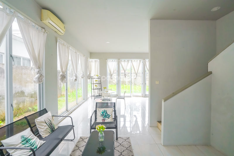 Komplek Mahogany Residence Depok Blok E10