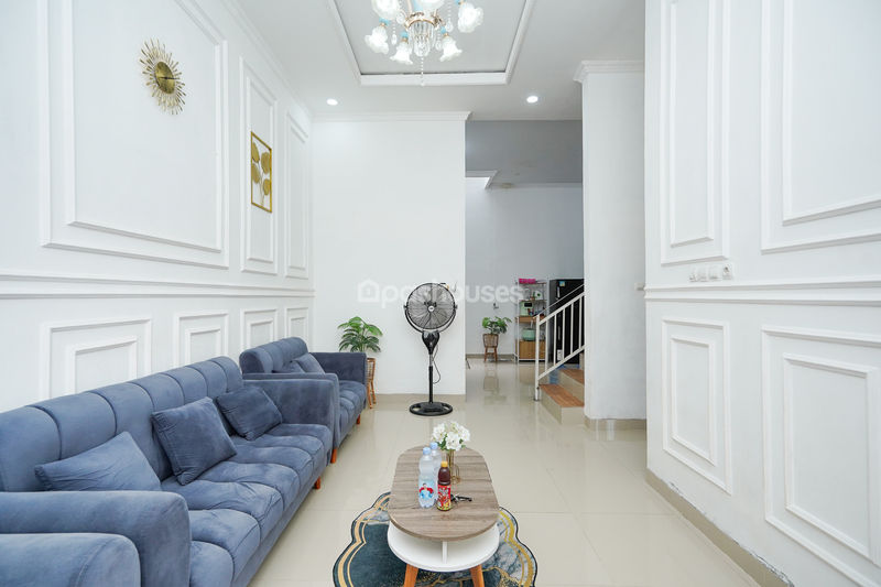 Jalan Sawo Kupu Bombay Depok