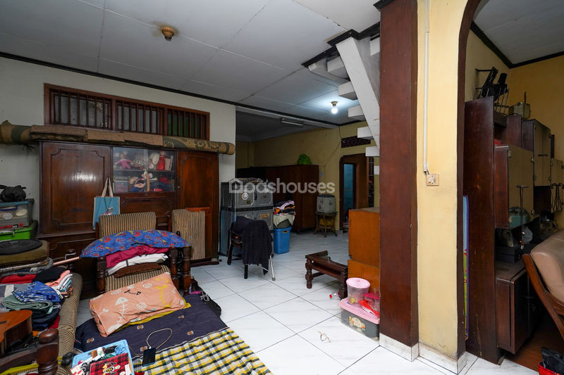 Komplek Pusbinal Blok B6