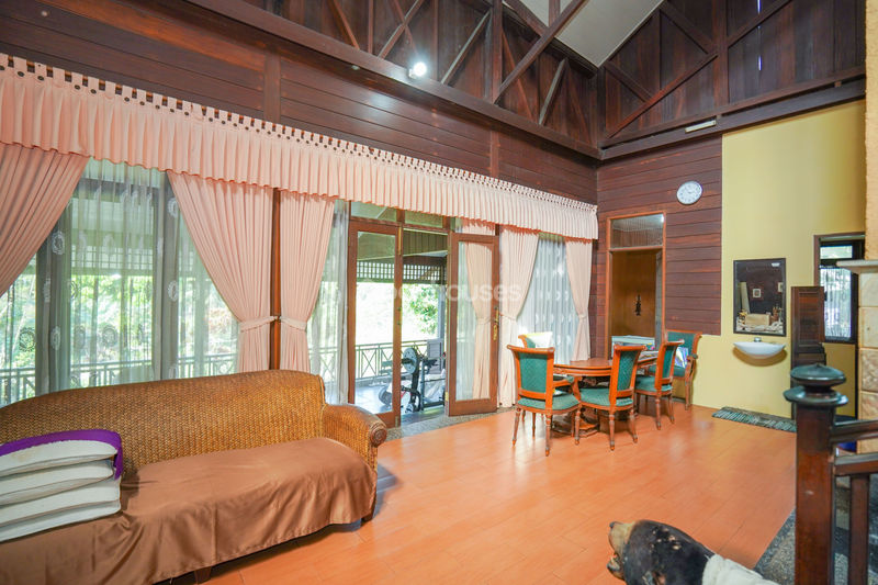 Villa Cihideung Bogor