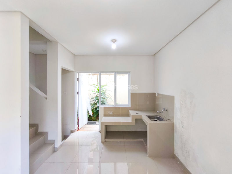 Paradise Serpong City Cluster Vista 2 Blok F5A/15