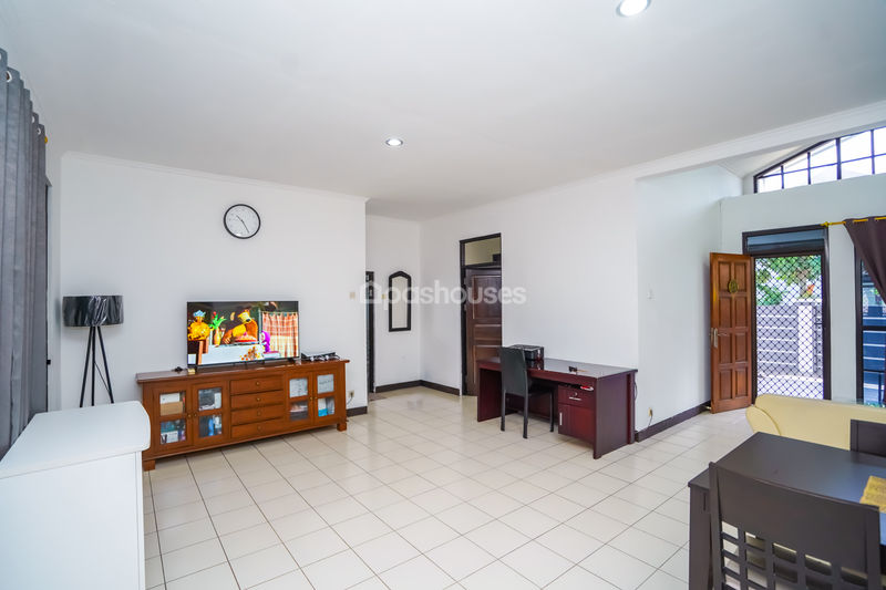 Komplek Pondok Cibubur Blok C4 No.6