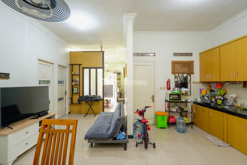 Perumahan Taman Raya Cluster Cendana Blok J8