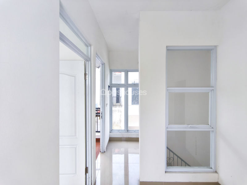 Perumahan Aryana Karawaci Cluster Flora Blok E1 No.6