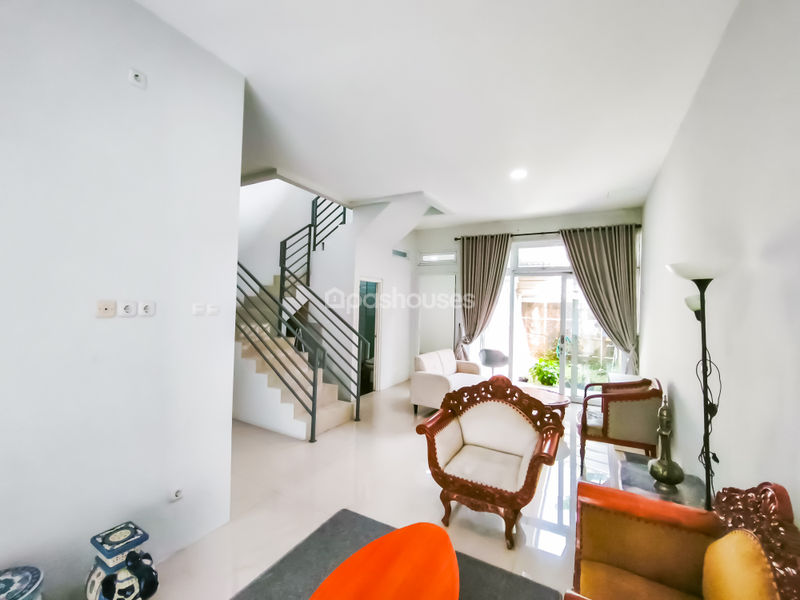 Perumahan Mampang Hills Residence