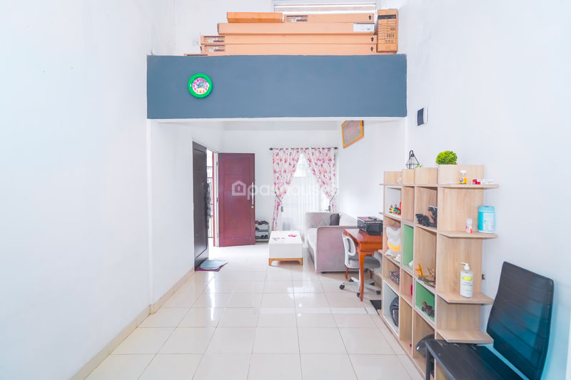 Grand Depok City Puri insani 1 blok F4 No.8