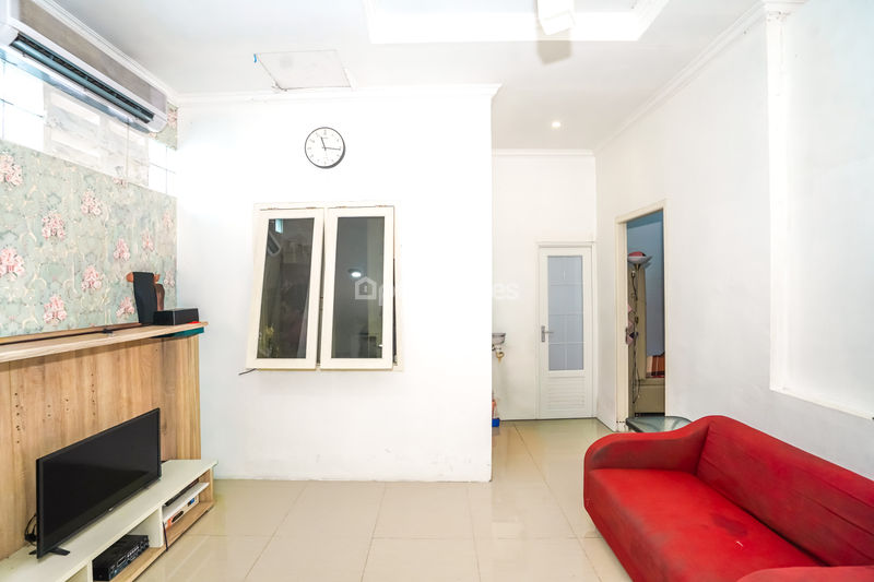 Jalan Perdamaian No.114 Pasar Minggu