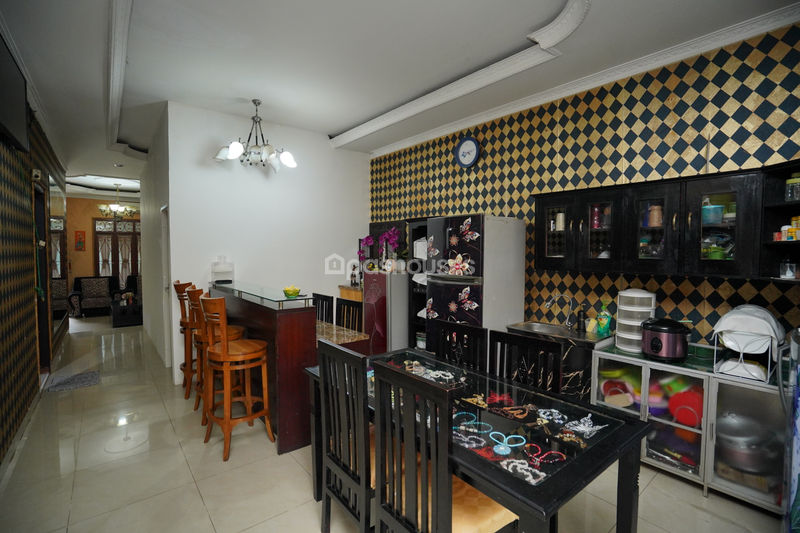 Villa Inti Persada