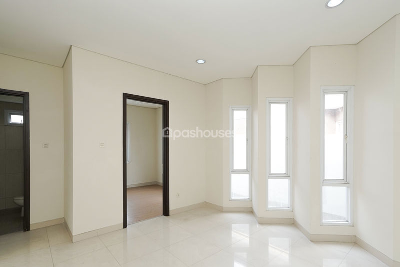 Perumahan Pulogebang Kirana Residence Blok C1/9