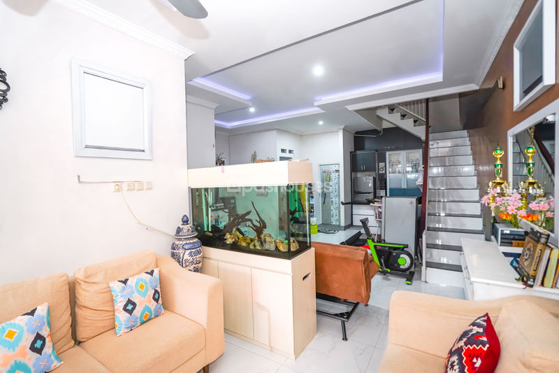 Perumahan Grand Depok City Cluster Acacia Blok D31