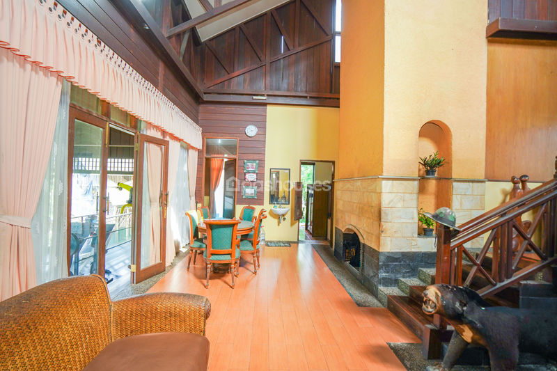 Villa Cihideung Bogor