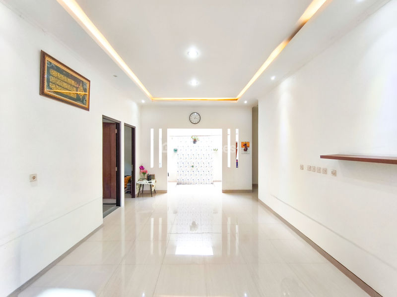 Perumahan Talaga Bestari Real Estate