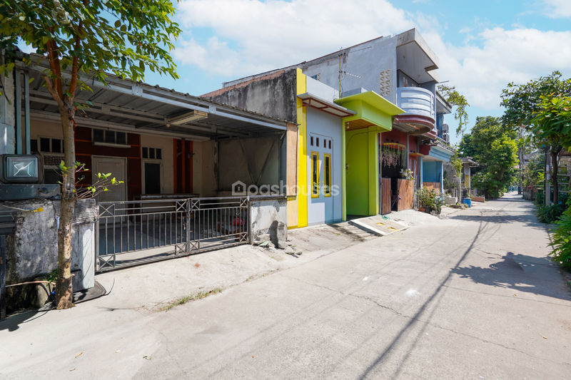 Perumahan Mutiara Venezia Residence No.20