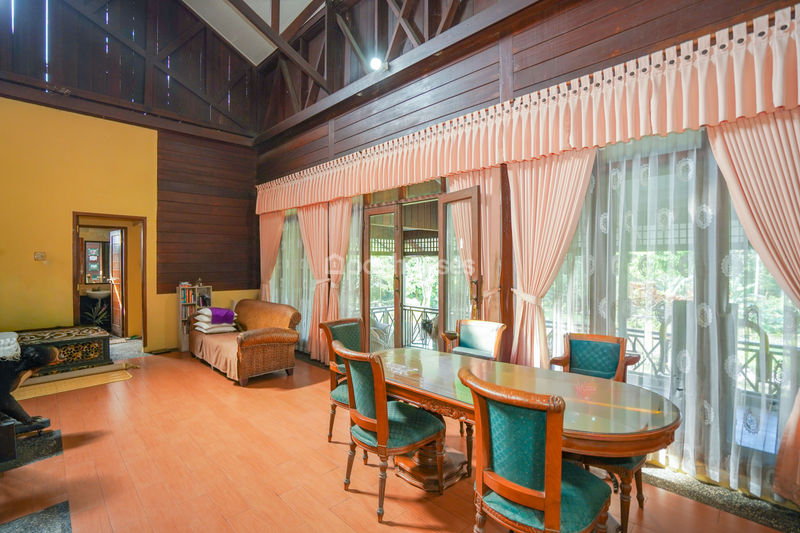Villa Cihideung Bogor