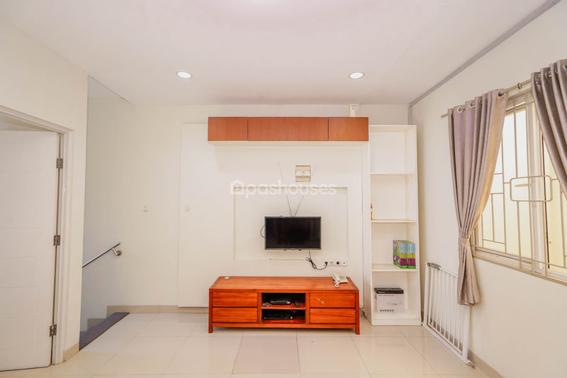 Perumahan Mahogany Grove Serpong