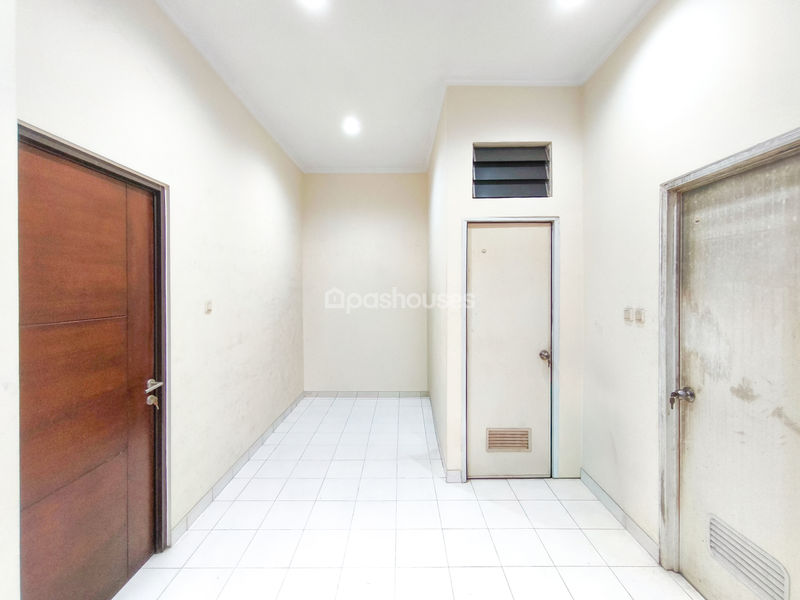 Perumahan Taman Meruya Ilir Blok B3 No.6