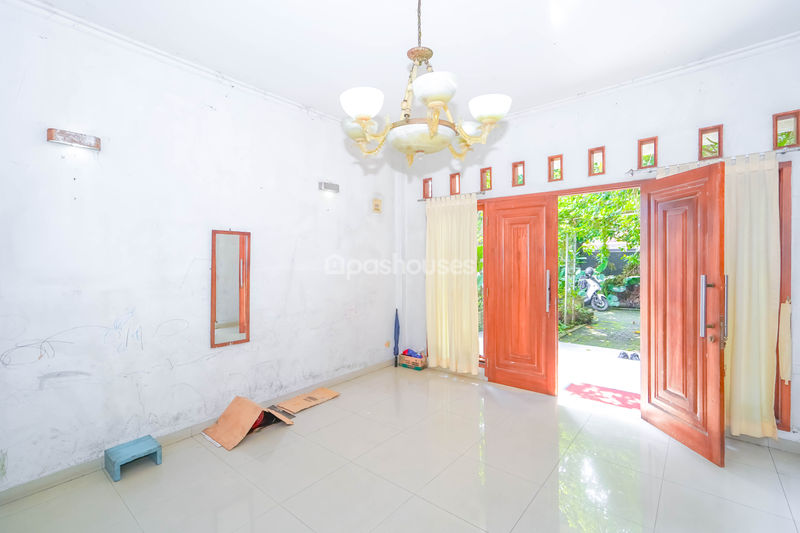 Jalan Raya Depok Sawangan