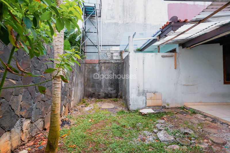 Jalan Poncol Indah Raya Ciputat
