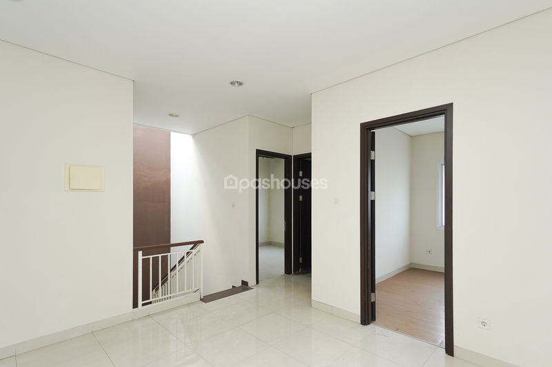 Perumahan Pulogebang Kirana Residence Blok C1/9