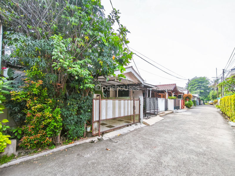 Komplek Pondok Cibubur Blok C3 No.24