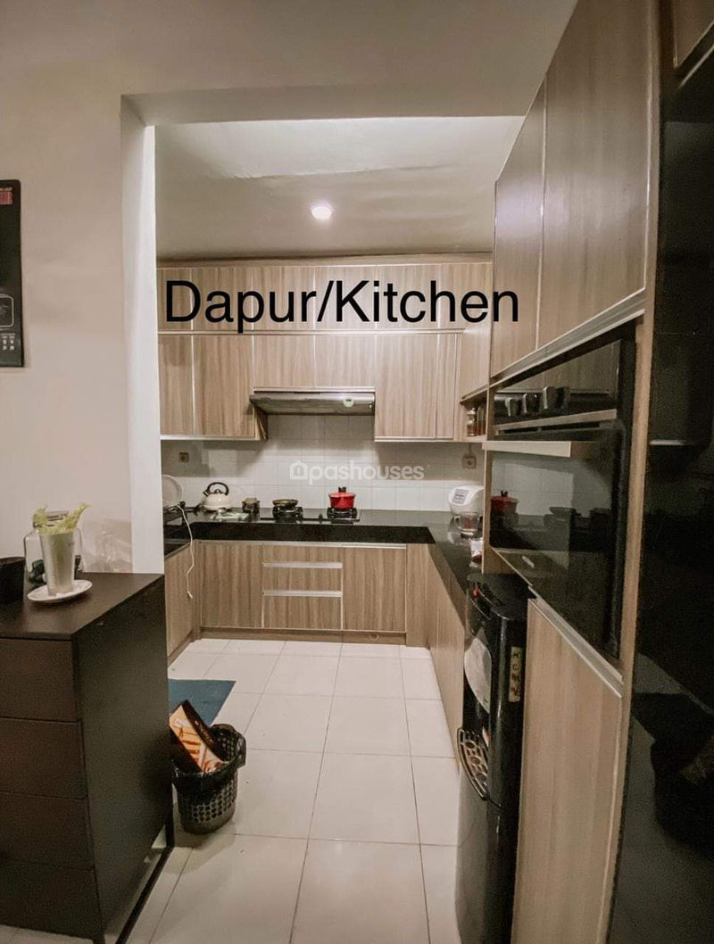 Perum Puri Laras 2