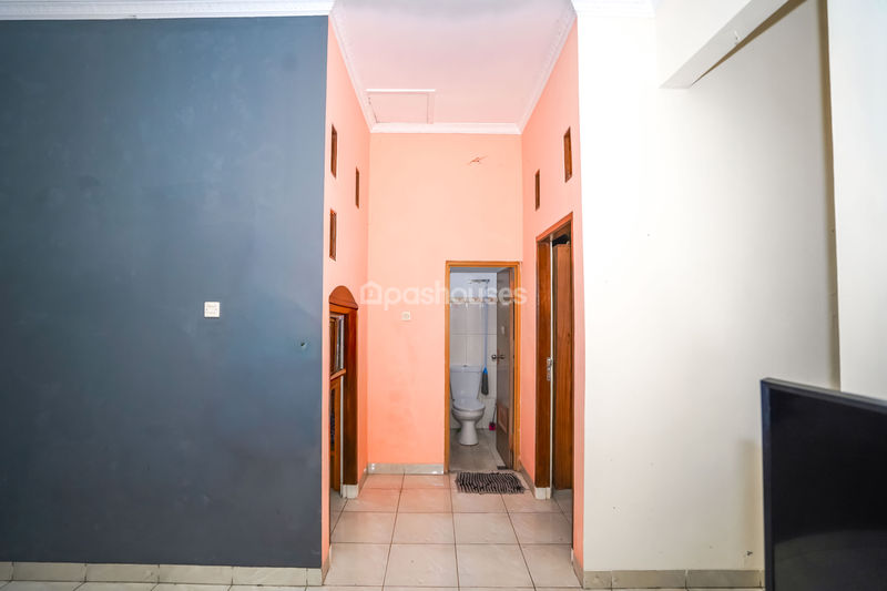 Jalan Rawa Maya 1