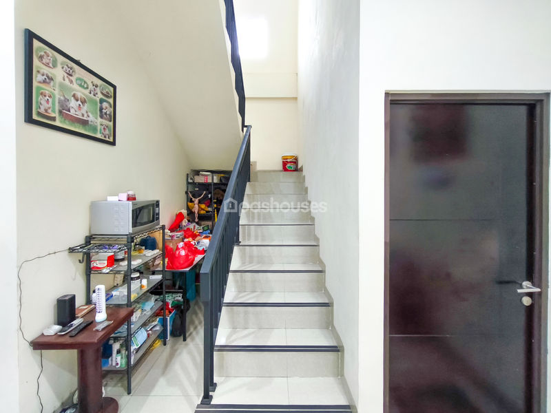 Perumahan Taman Meruya Ilir Blok B3 No.6