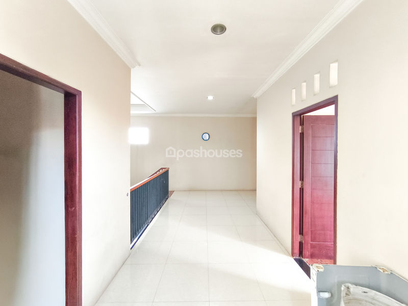 Vila Dago Pamulang Cluster Kintamani Blok G14 No.1