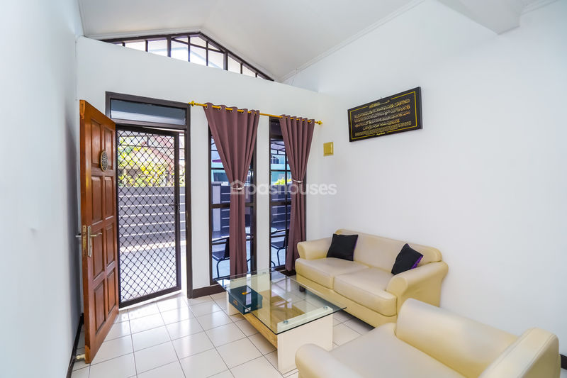 Komplek Pondok Cibubur Blok C4 No.6