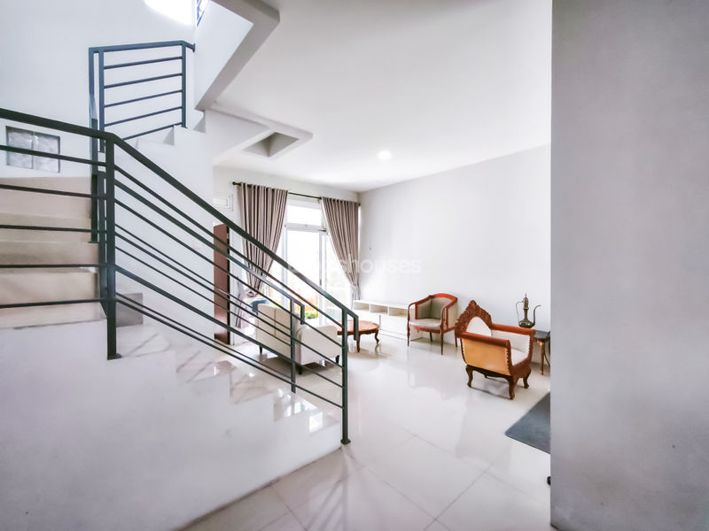 Perumahan Mampang Hills Residence