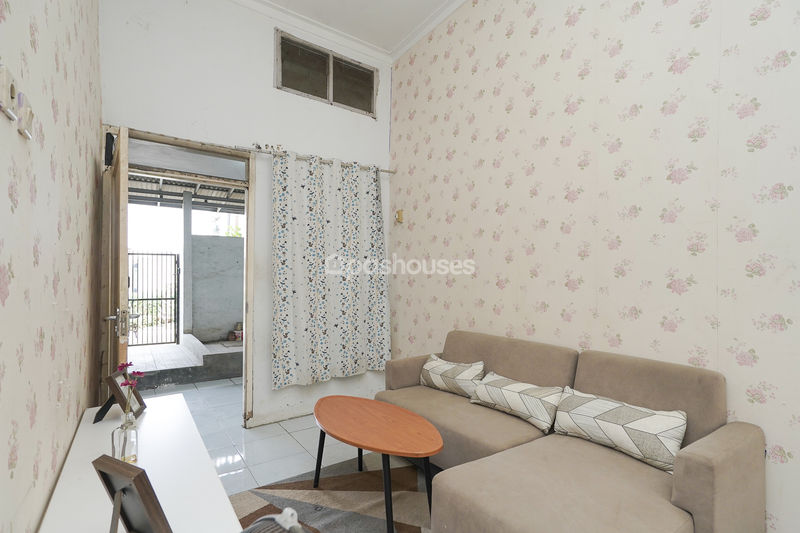 Perumahan Central Park Cikarang Blok C10/38