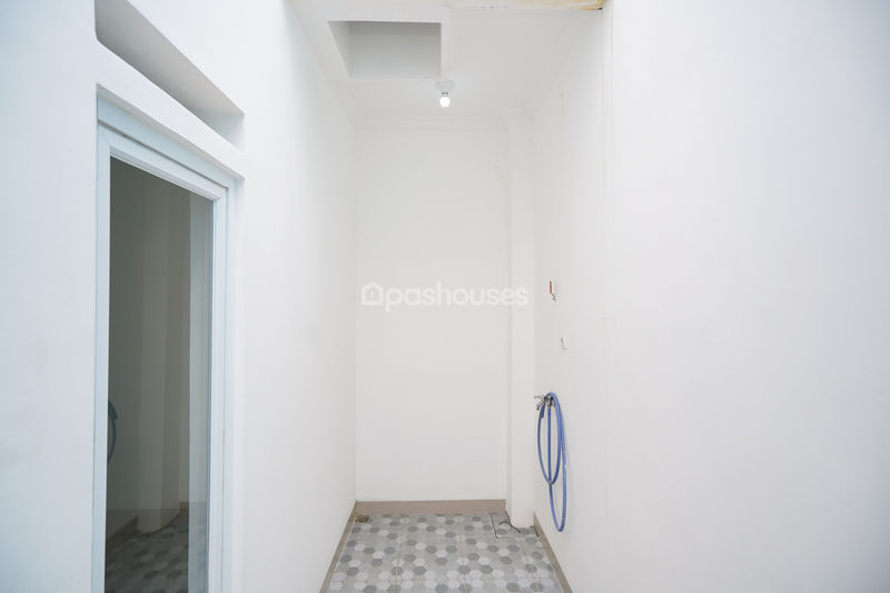 Bekasi Timur Regency Cluster Malachite Blok M8 No.36