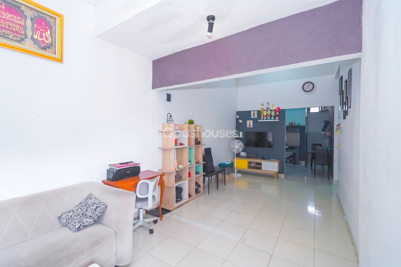 Grand Depok City Puri insani 1 blok F4 No.8