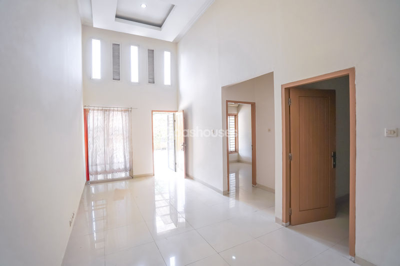 Perumahan Three Residence