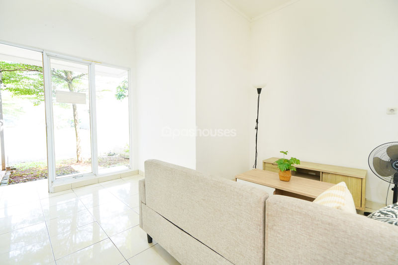 Serpong Lagoon Cluster Flamingo