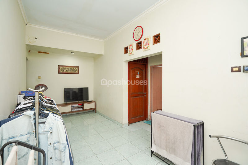 Komplek Pemda Jatiasih Blok B No.17