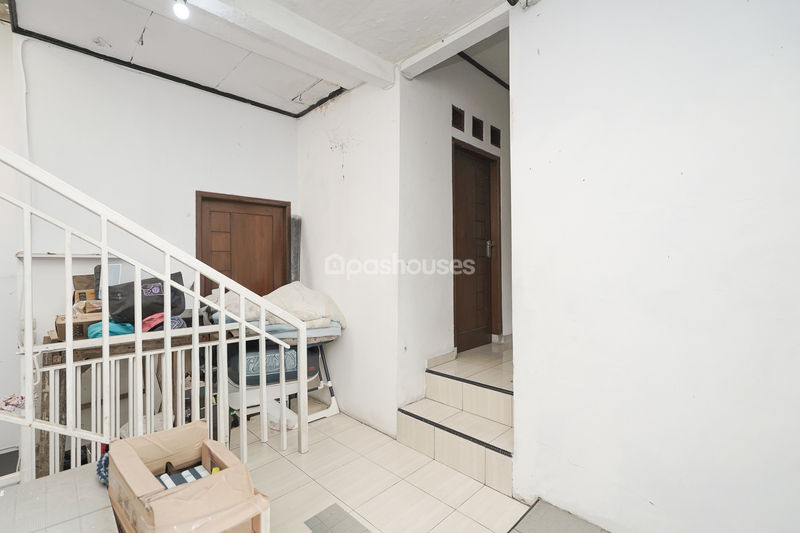 Jalan Padat Karya Gang V No.87