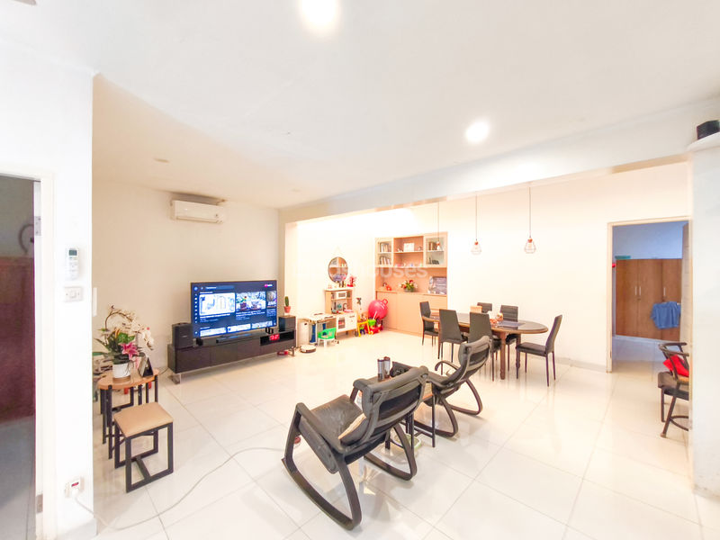 Griya Loka BSD Sektor 1.2 Blok V1/4