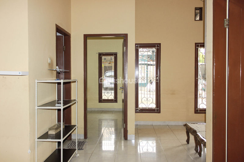 Tajur Town house