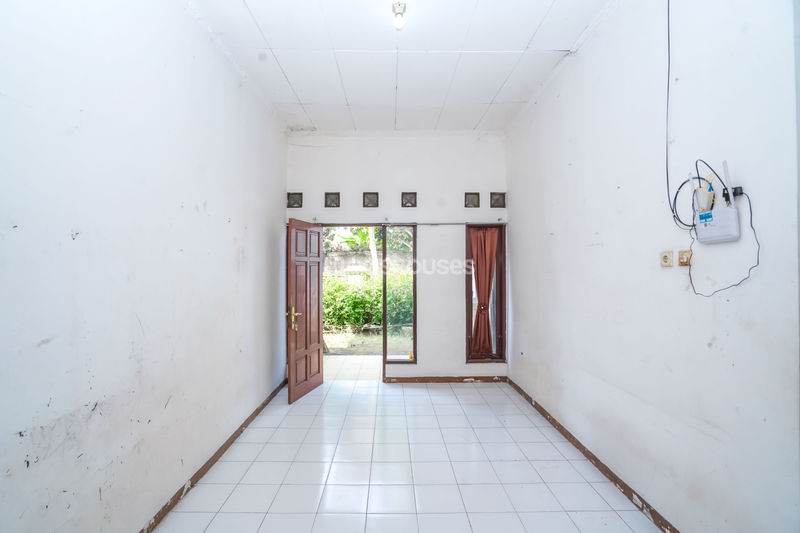Perumahan Villa Permata Santi Blok F16