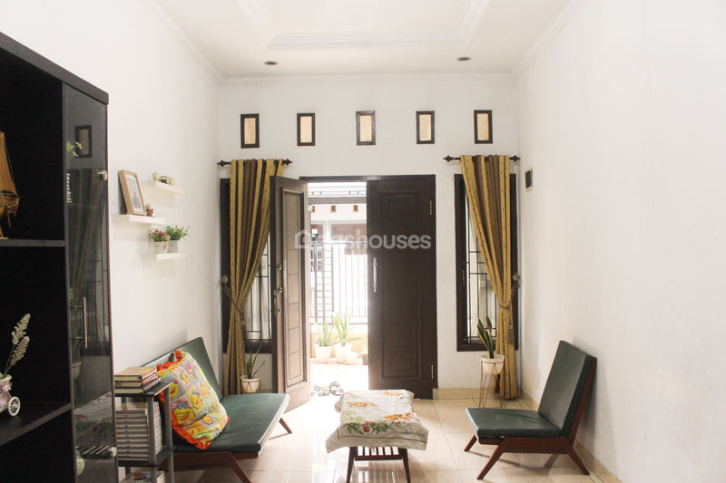 Town House Asri D'lapan