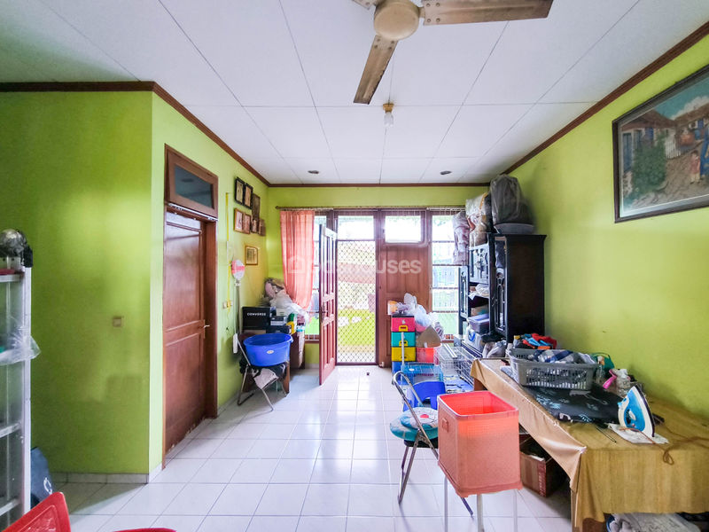 Komplek Taman Pabuaran