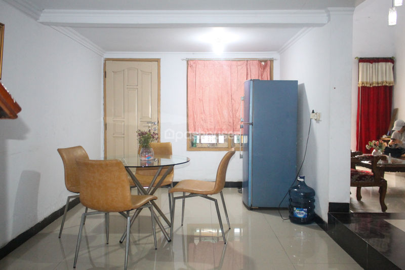 Komplek Puri Kartika