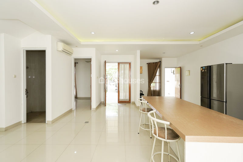 Perumahan The Regent Bekasi