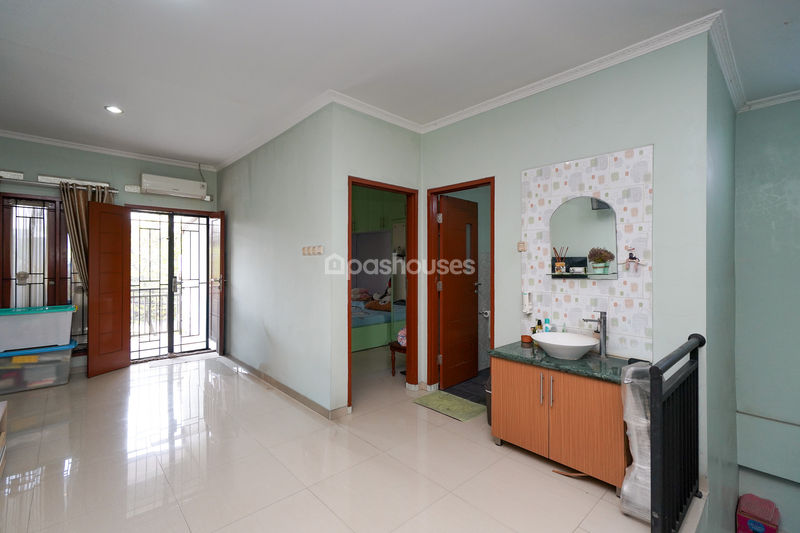 Perumahan Jatibening Estate Blok B4 No.28
