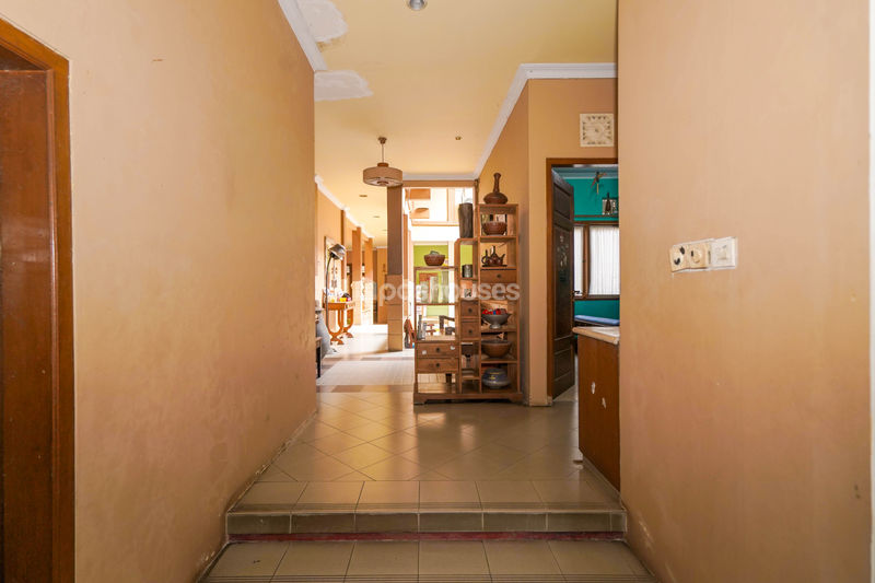 Jalan Mawar No. 9